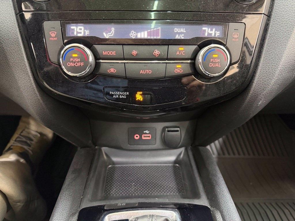 Nissan Rogue Sport  2022