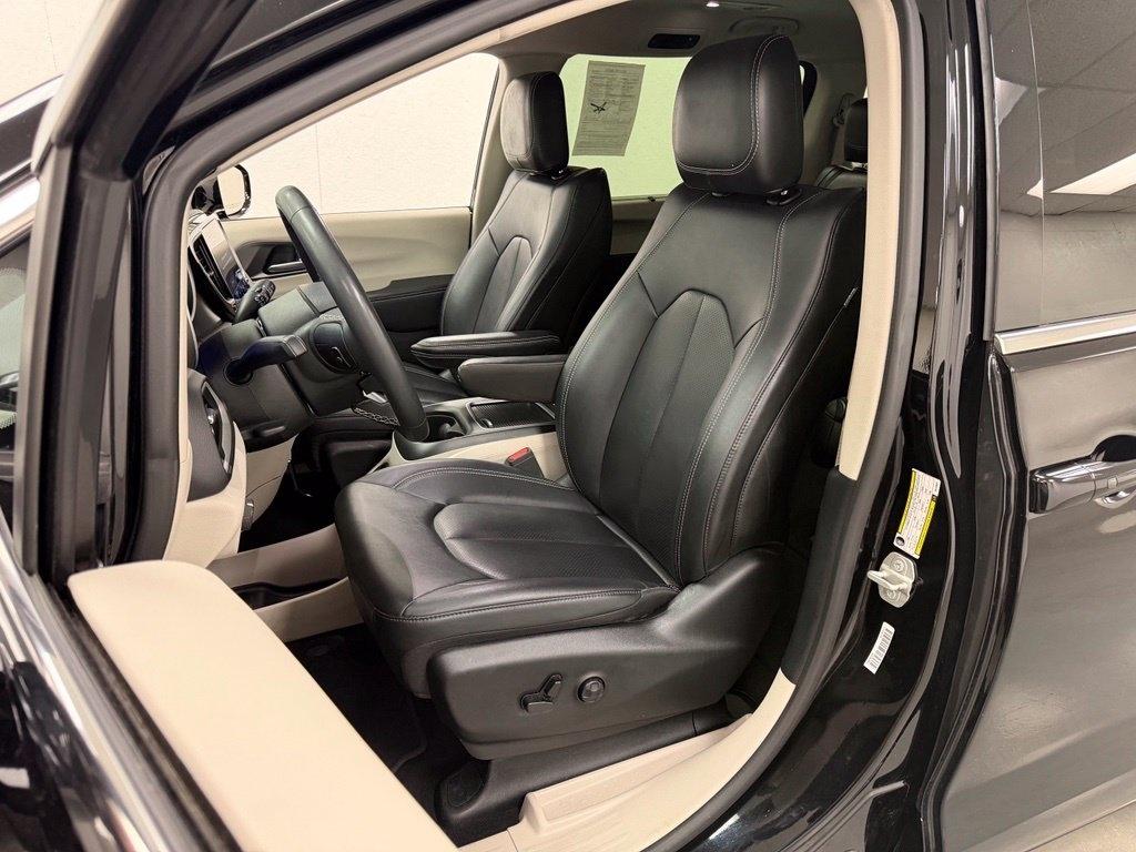 Chrysler Pacifica  2024