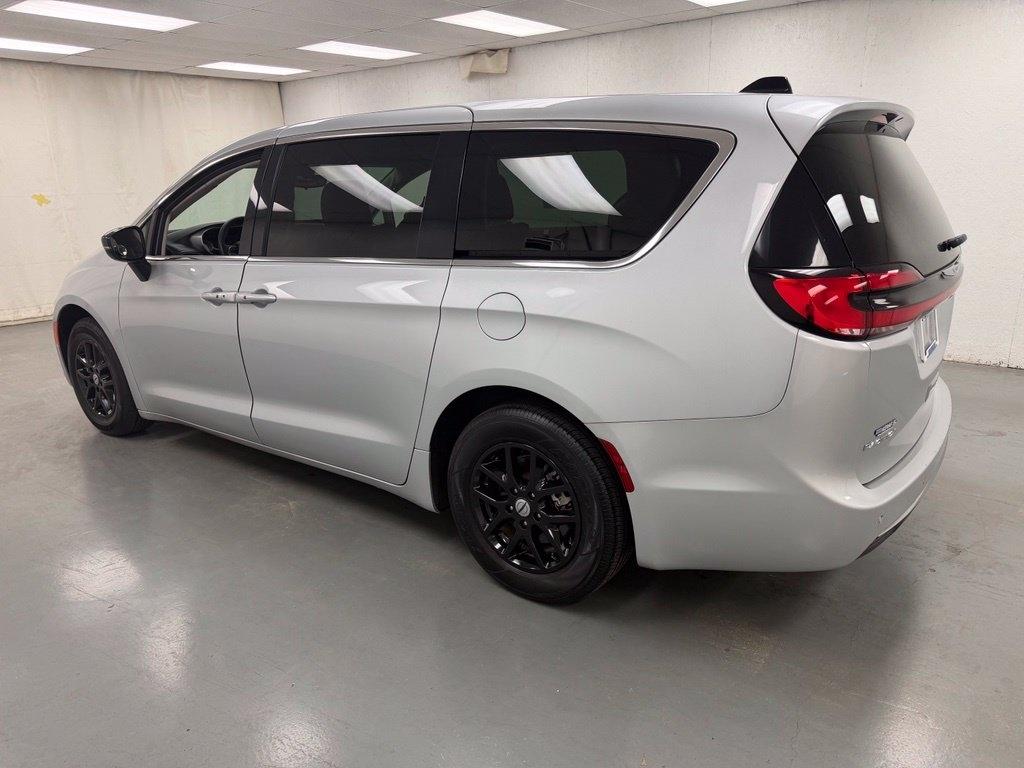 Chrysler Pacifica  2024