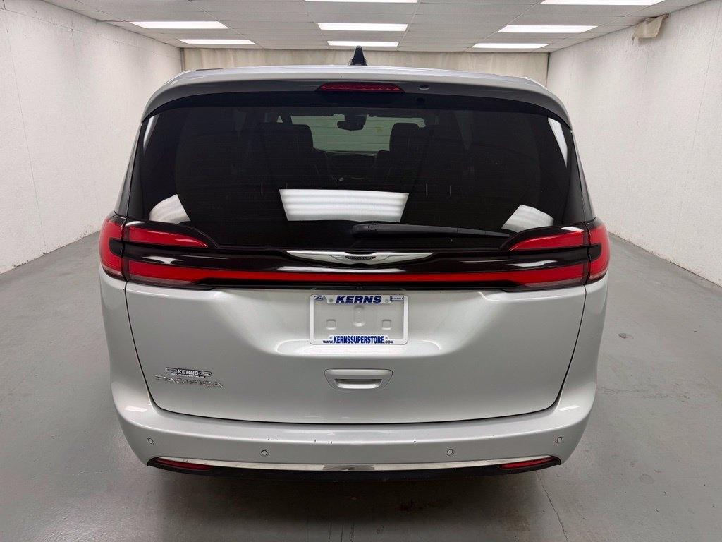 Chrysler Pacifica  2024