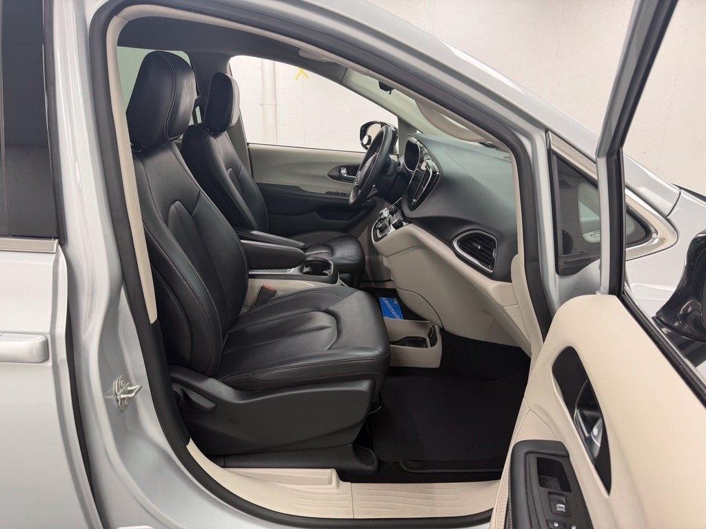 Chrysler Pacifica  2024