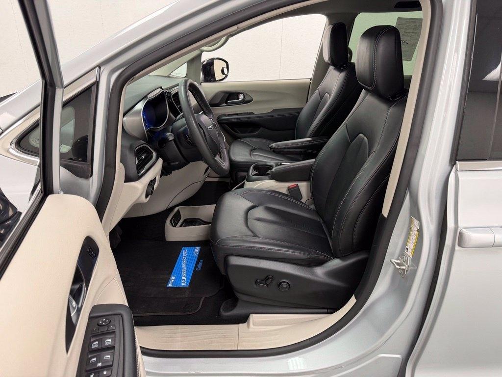 Chrysler Pacifica  2024