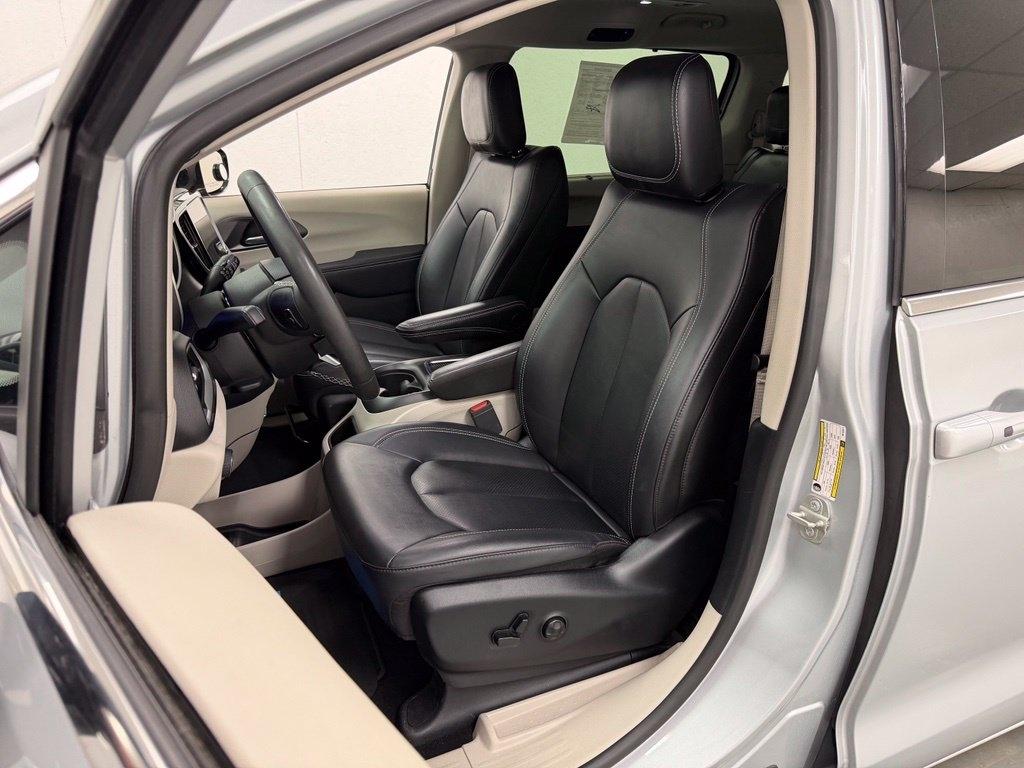 Chrysler Pacifica  2024