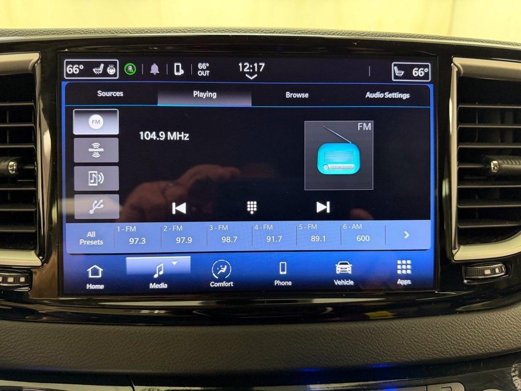 Chrysler Pacifica  2024