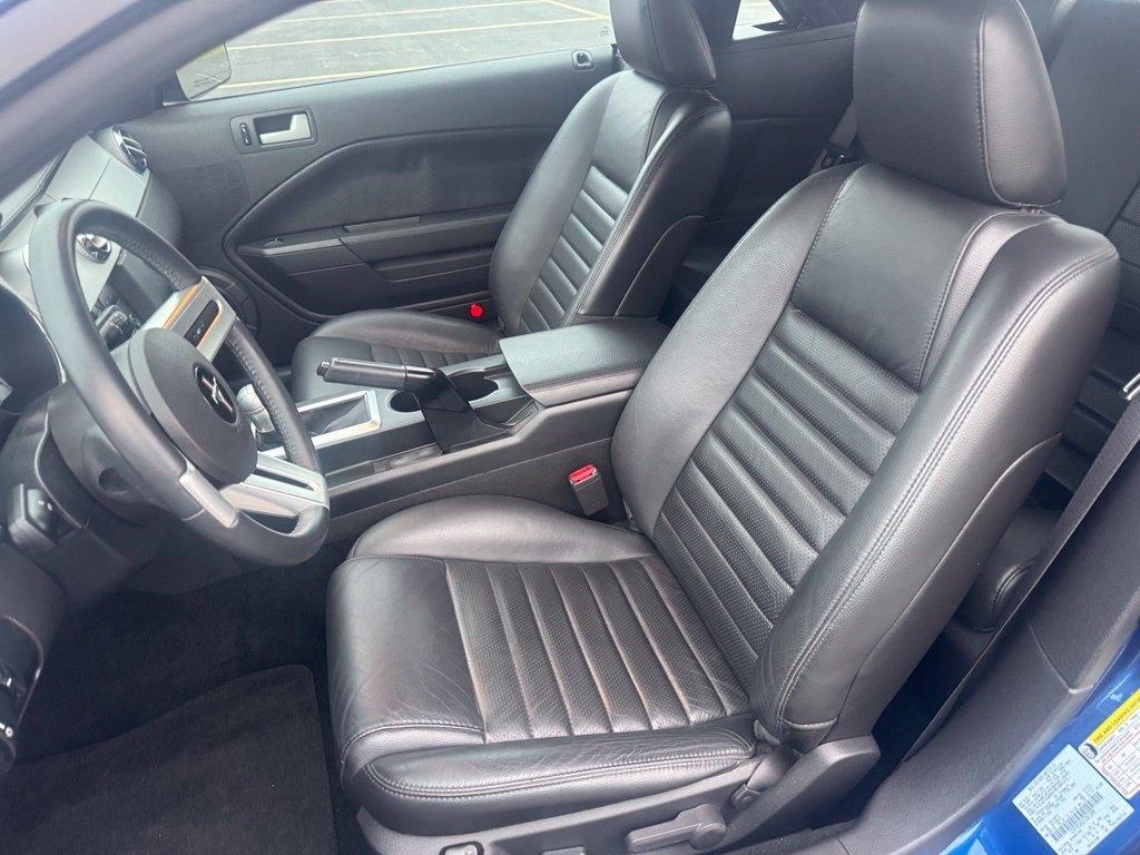 Ford Mustang  2007