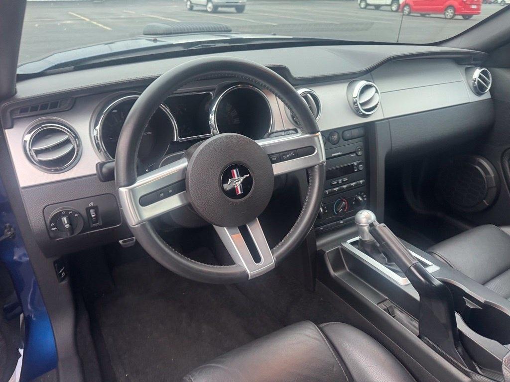 Ford Mustang  2007