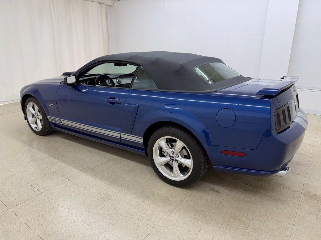 Ford Mustang  2007