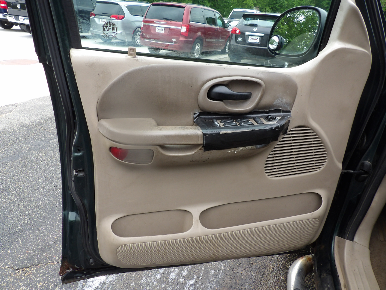 Ford F-150 XLT SuperCrew 4WD 2001