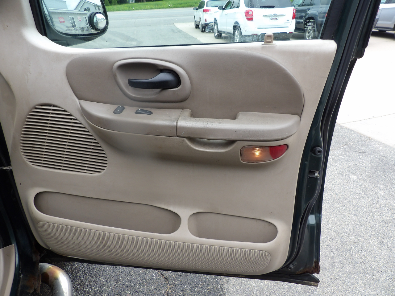 Ford F-150 XLT SuperCrew 4WD 2001