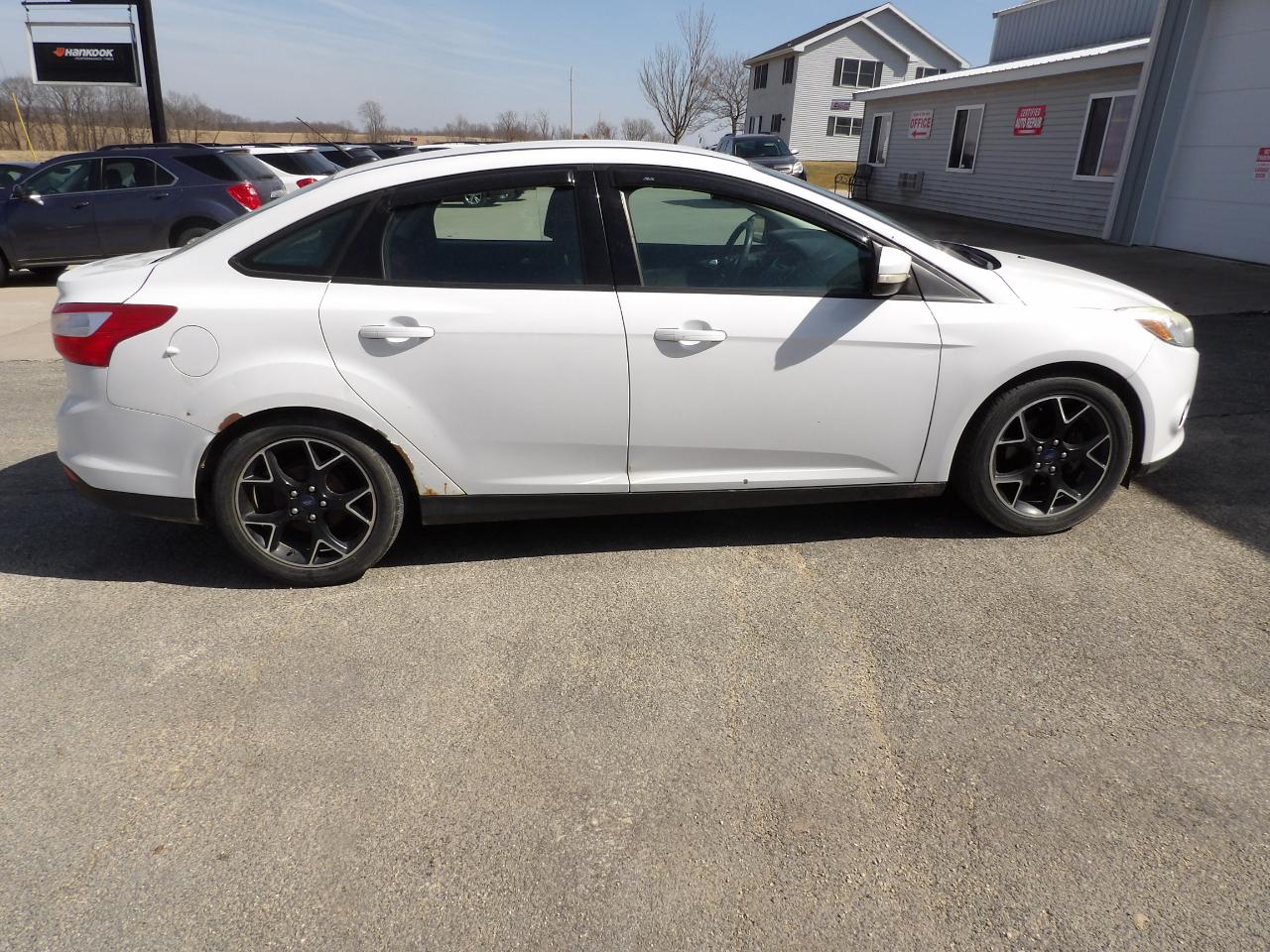Ford Focus SE Sedan 2014