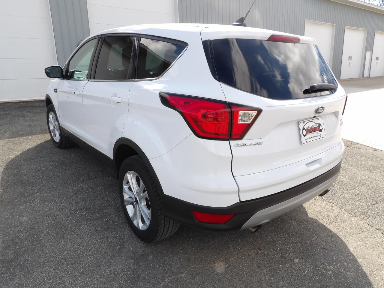 Ford Escape SE FWD 2019