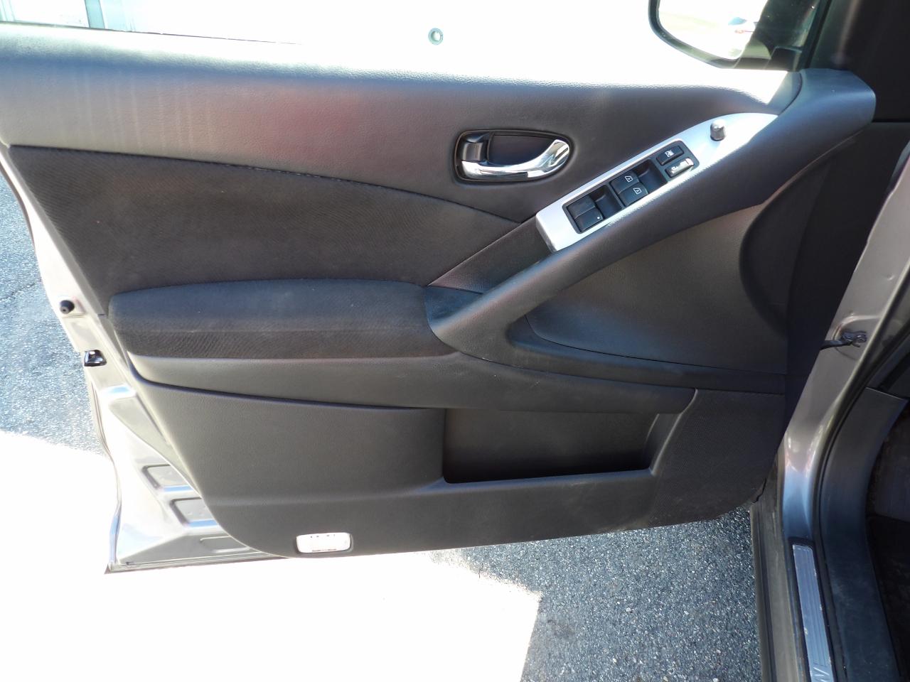 Nissan Murano S 4D SUV AWD 2014