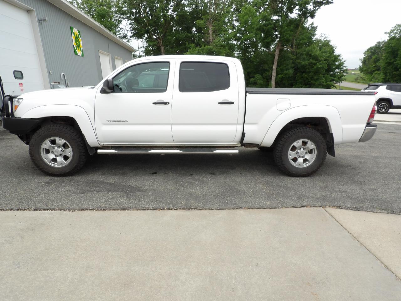 Toyota Tacoma Double Cab Long Bed V6 Auto 4WD 2010