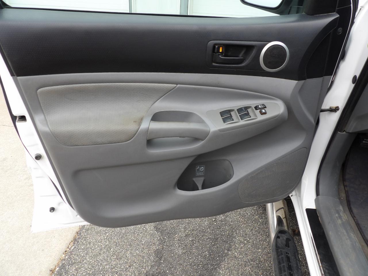 Toyota Tacoma Double Cab Long Bed V6 Auto 4WD 2010