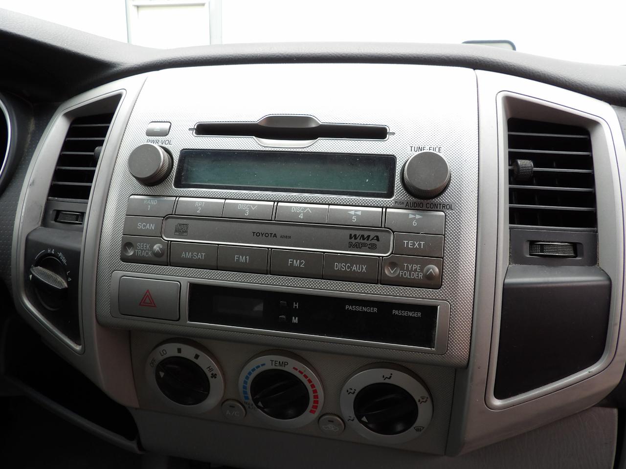 Toyota Tacoma Double Cab Long Bed V6 Auto 4WD 2010