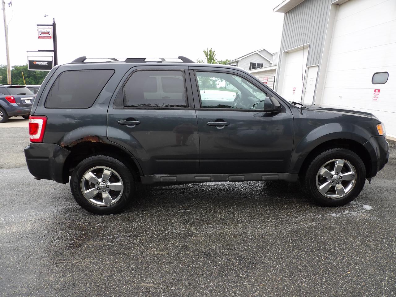 Ford Escape Limited FWD I4 2009