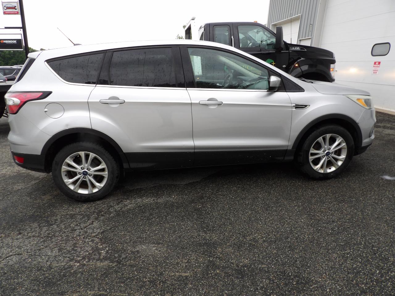 Ford Escape SE FWD 2017