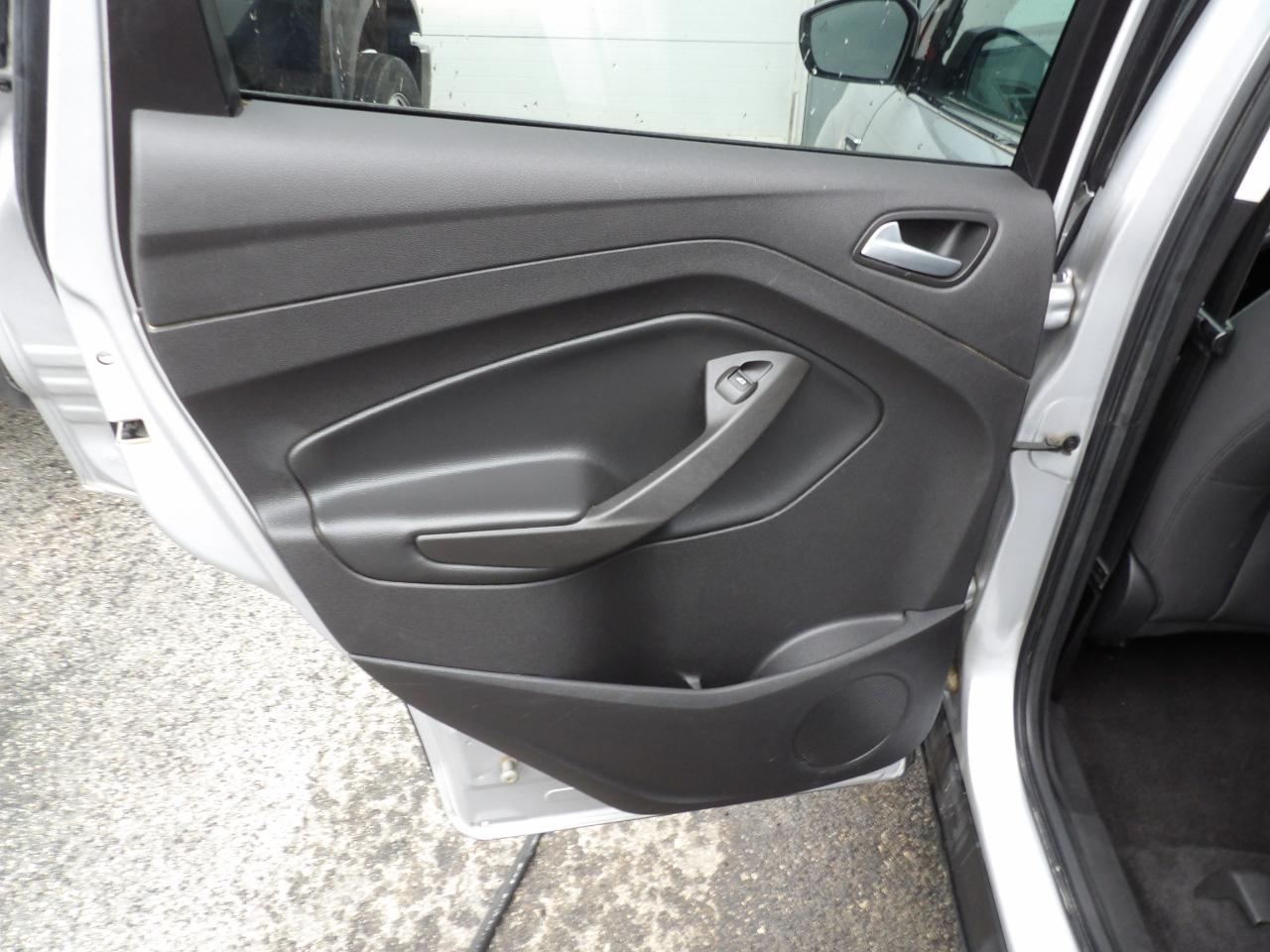 Ford Escape SE FWD 2017