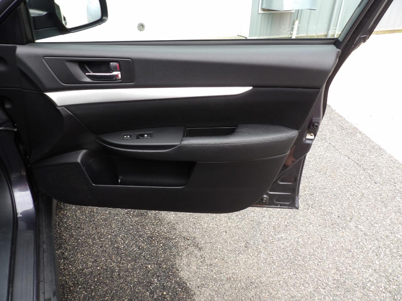 Subaru Outback 2.5i 2013