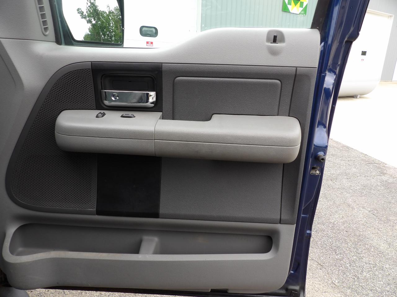 Ford F-150 XLT SuperCrew Short Box 4WD 2007