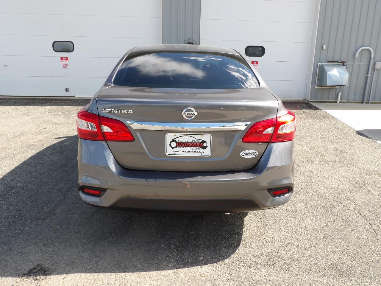 Nissan Sentra S CVT 2019