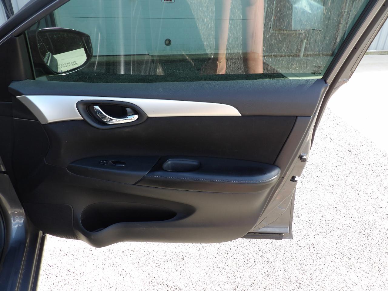 Nissan Sentra S CVT 2019