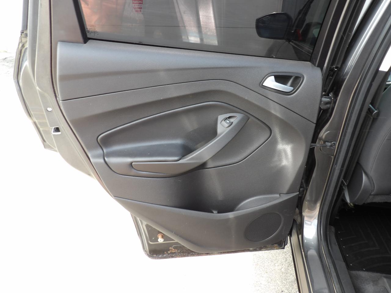 Ford Escape SE FWD 2017