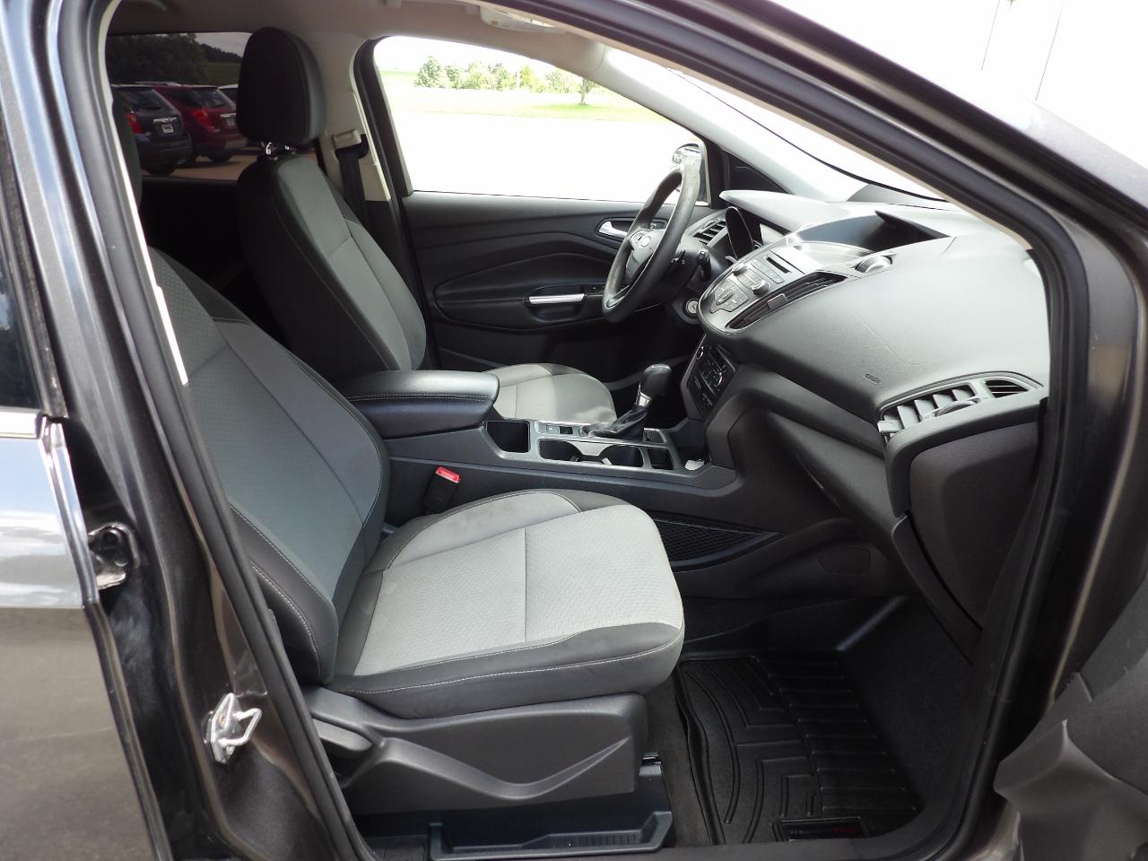 Ford Escape SE FWD 2017