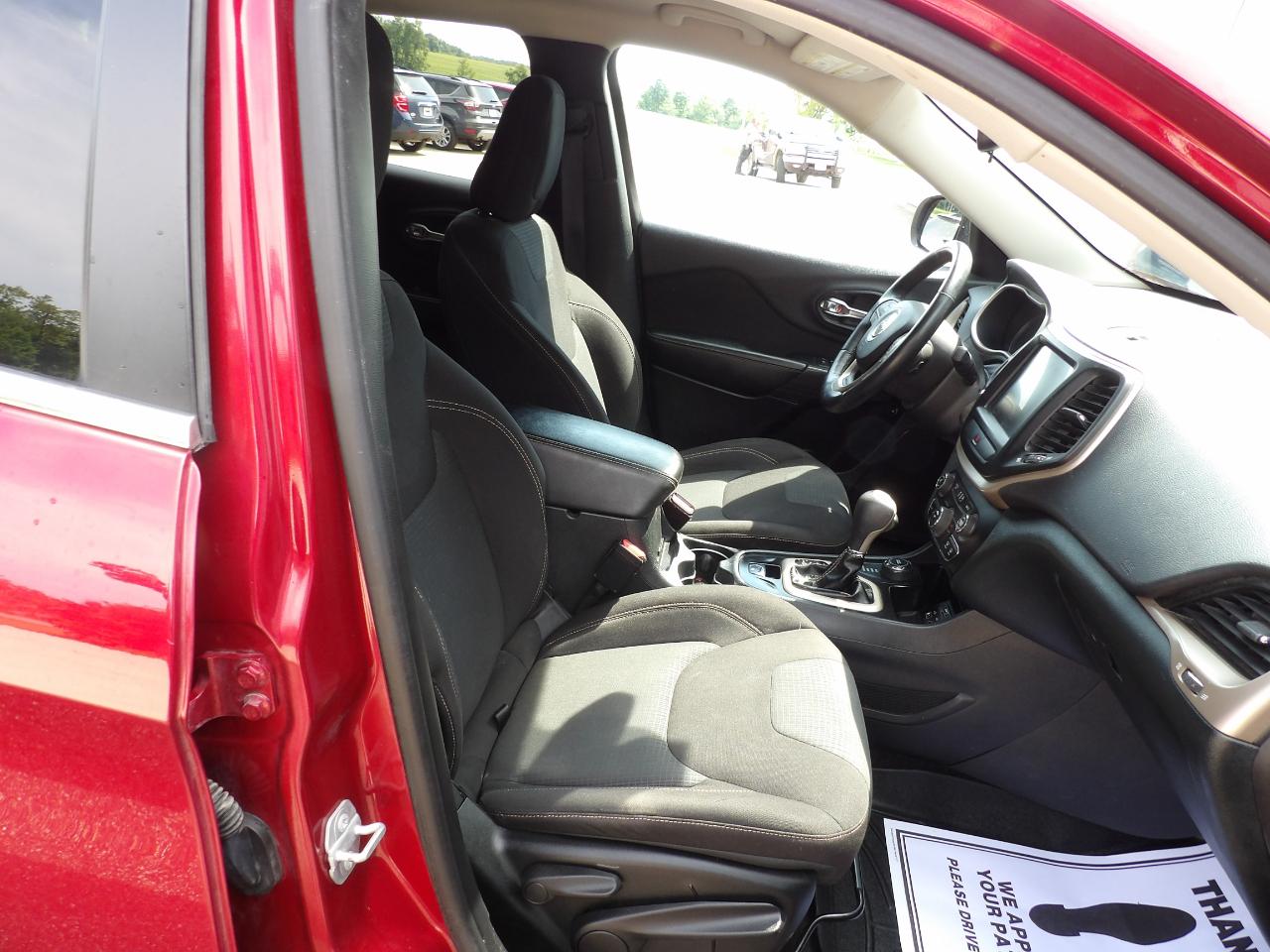 Jeep Cherokee Latitude 4WD 2016
