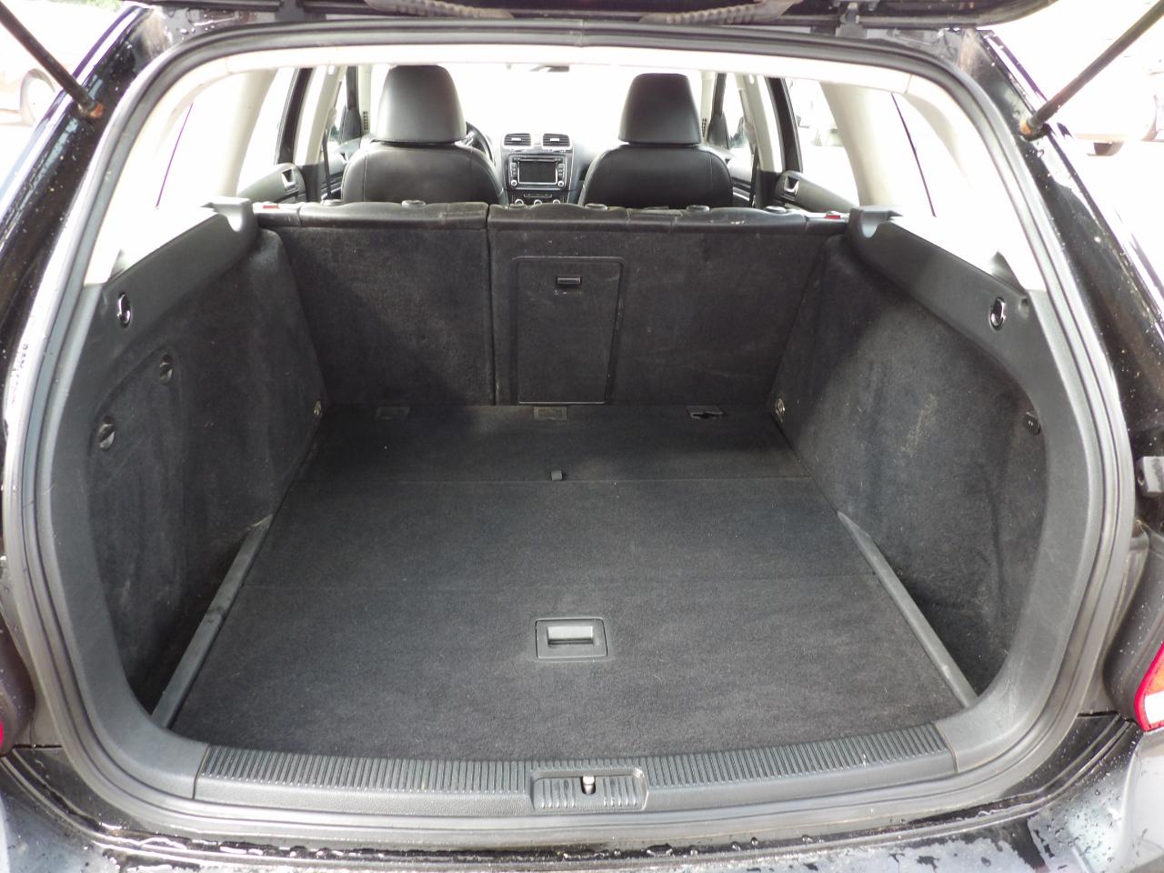Volkswagen Jetta SportWagen 2.0L TDI 2013