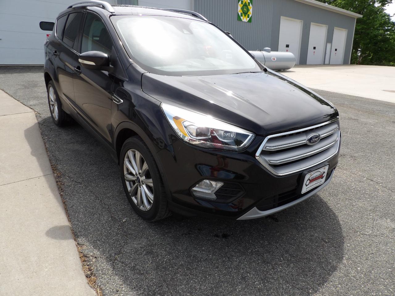 Ford Escape Titanium FWD 2017
