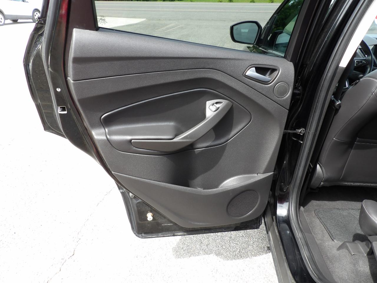 Ford Escape Titanium FWD 2017