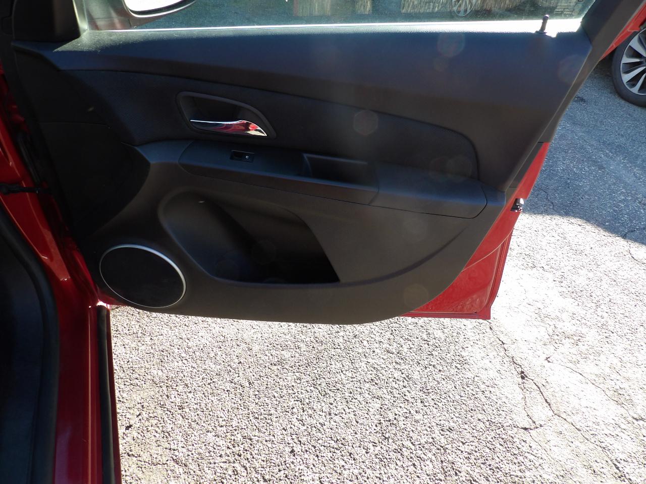 Chevrolet Cruze 1LT 2011