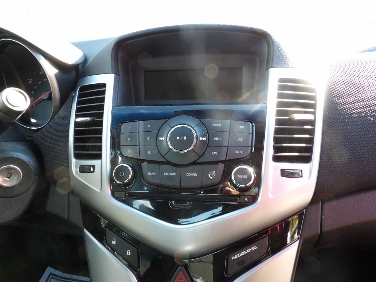 Chevrolet Cruze 1LT 2011