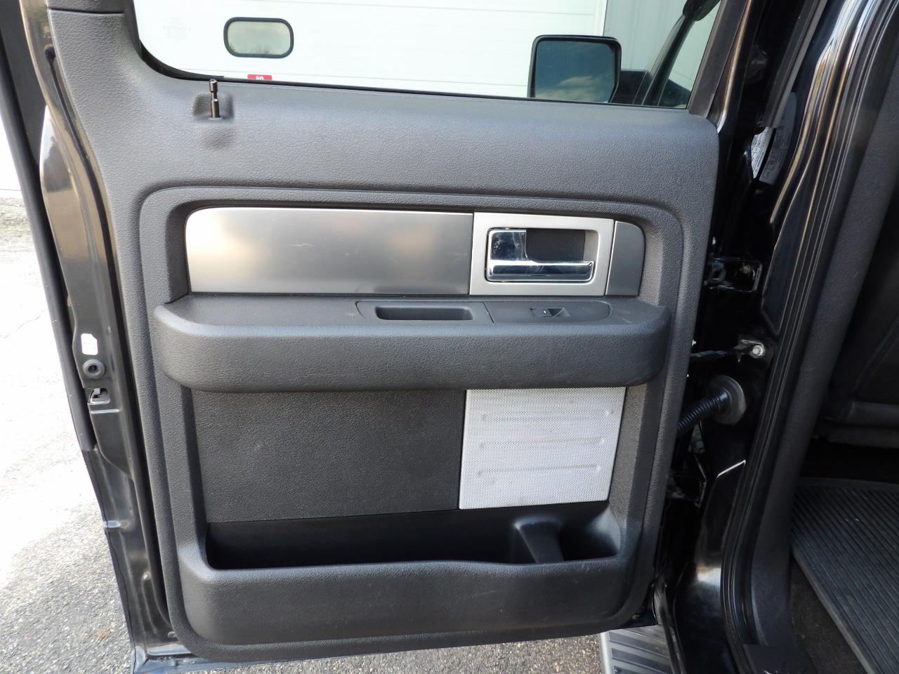 Ford F-150 Limited SuperCrew 4WD 2014