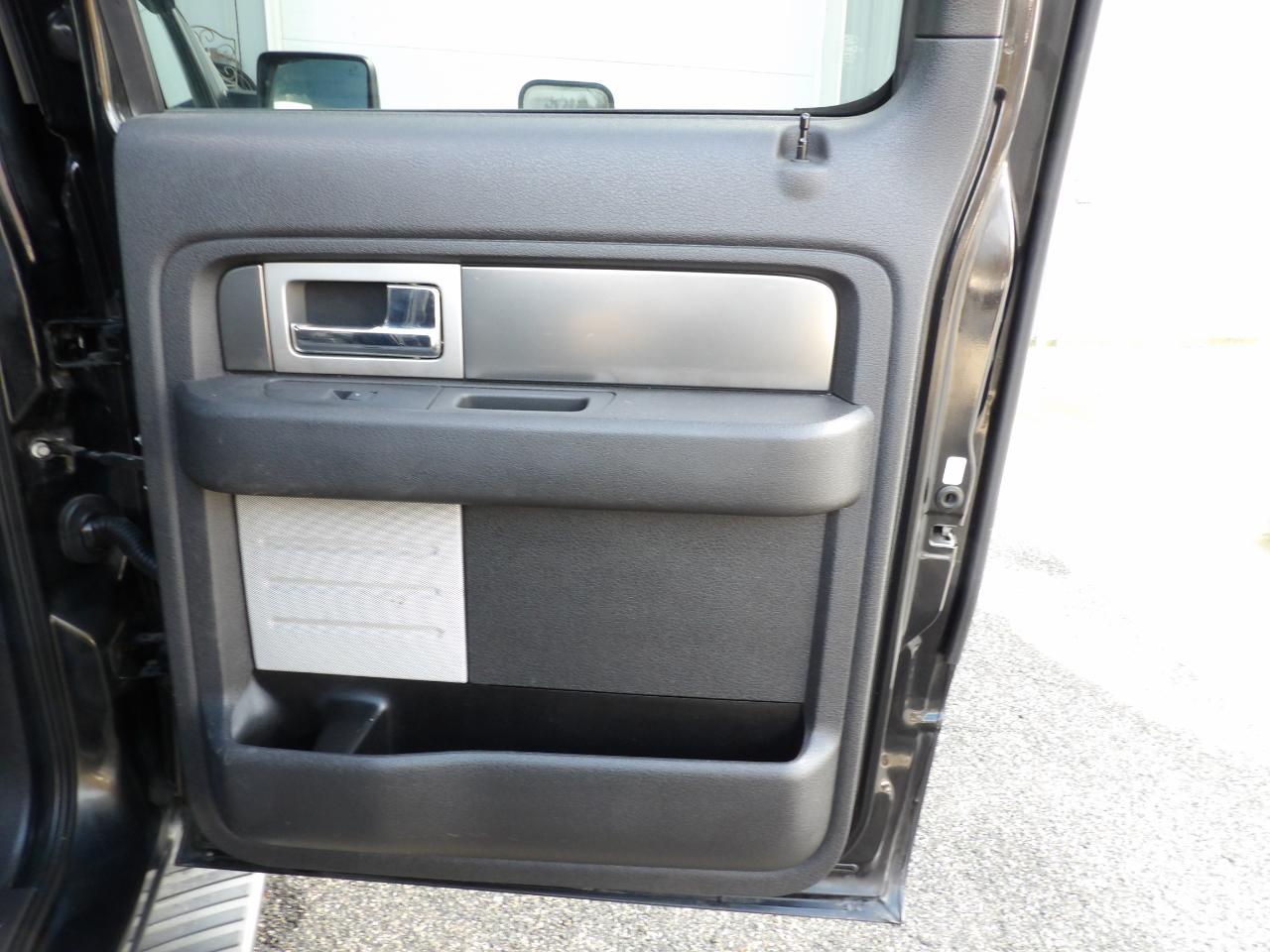 Ford F-150 Limited SuperCrew 4WD 2014