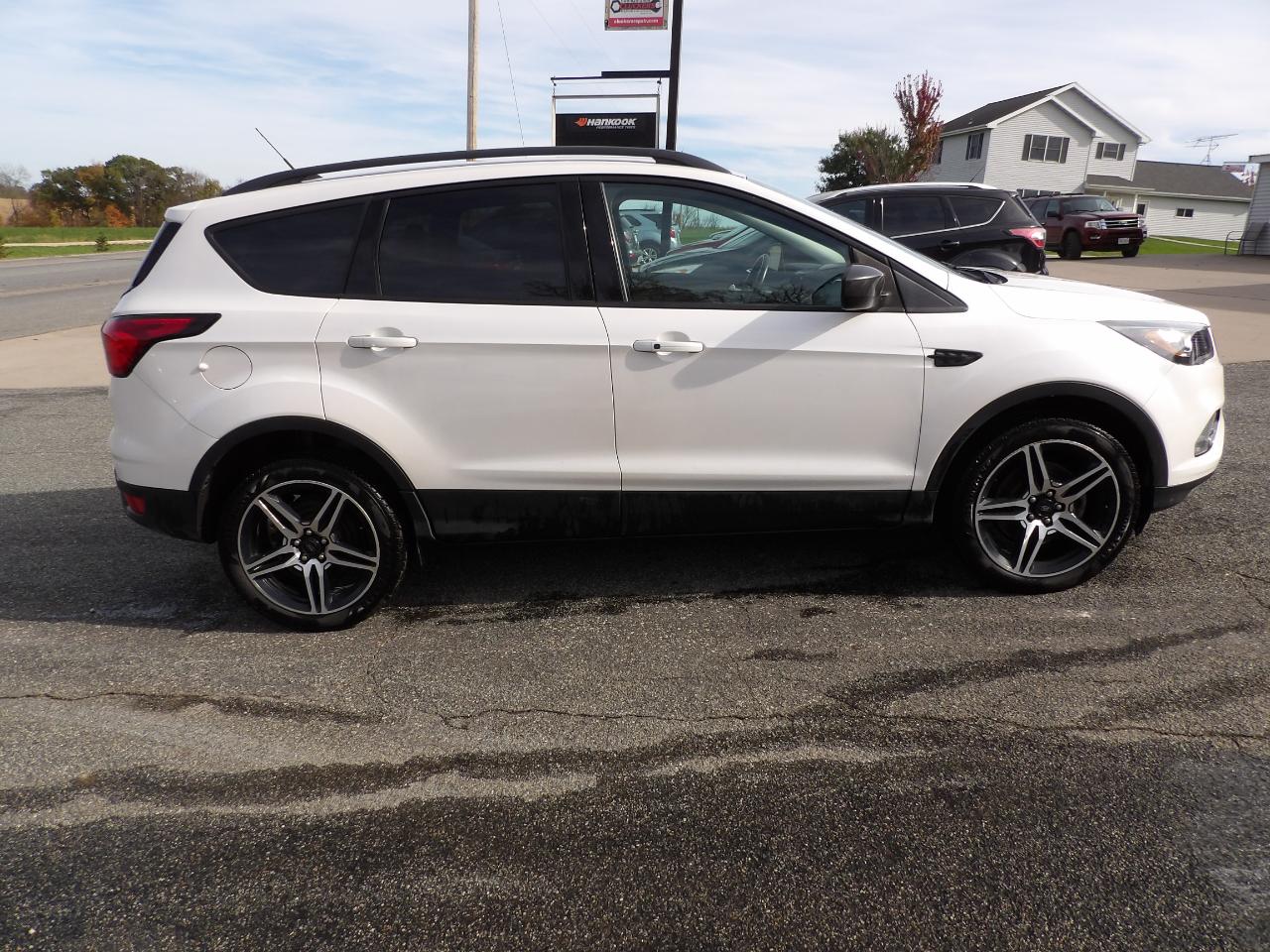 Ford Escape SEL 4WD 2019
