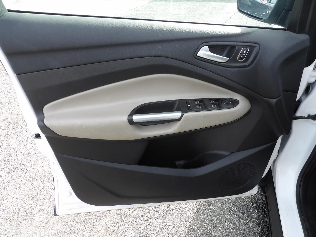 Ford Escape SEL 4WD 2019