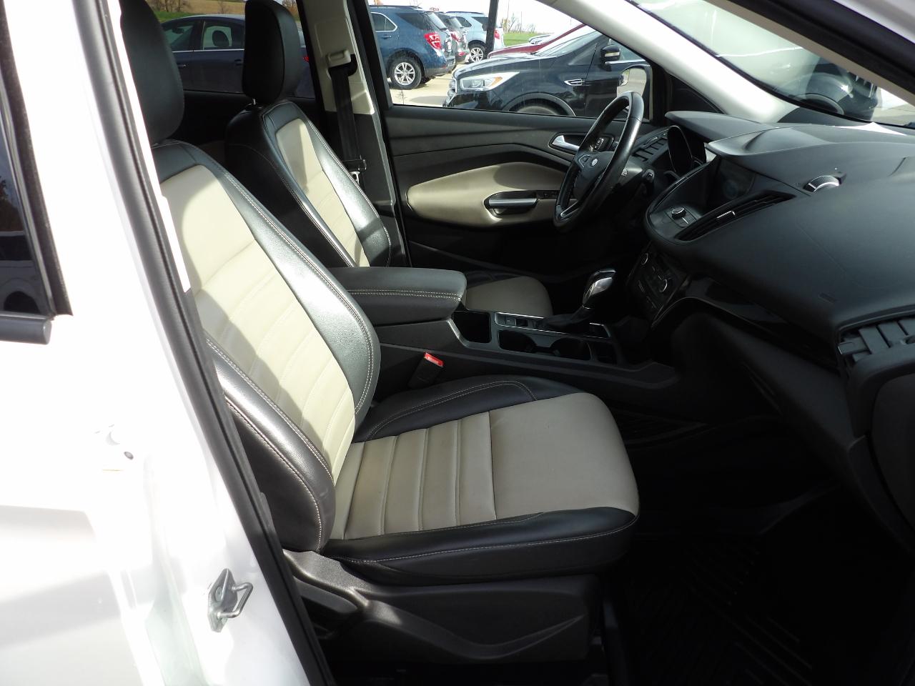 Ford Escape SEL 4WD 2019