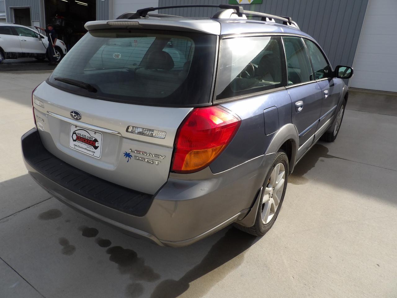 Subaru Outback 3.0R VDC Wagon 2005