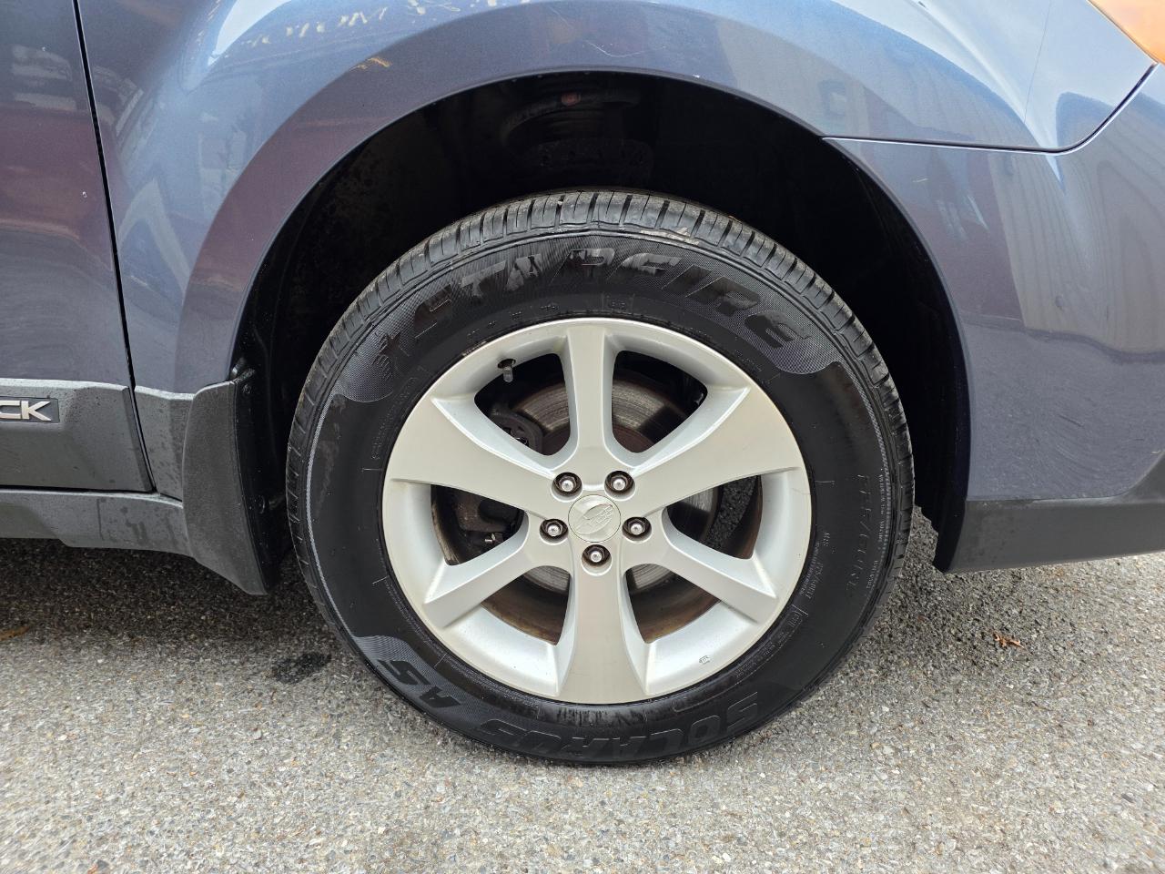 Subaru Outback 2.5i Limited 2013