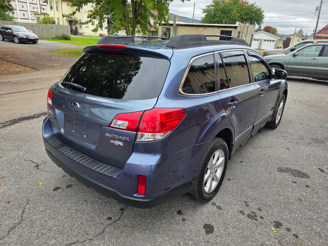 Subaru Outback 2.5i Limited 2013
