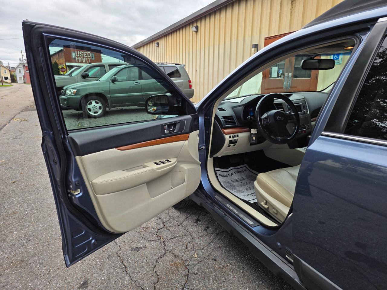 Subaru Outback 2.5i Limited 2013
