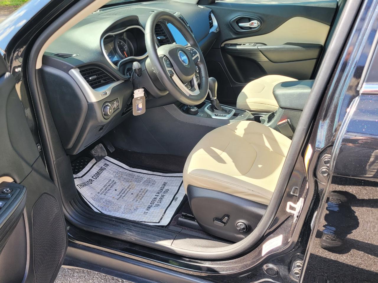 Jeep Cherokee Latitude 4WD 2016