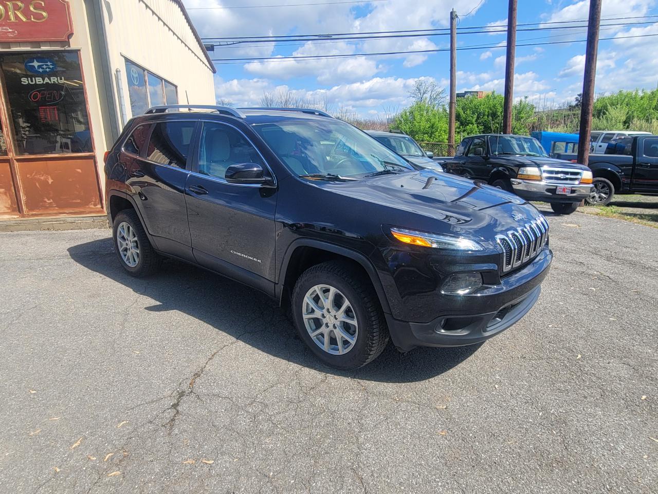 Jeep Cherokee Latitude 4WD 2016