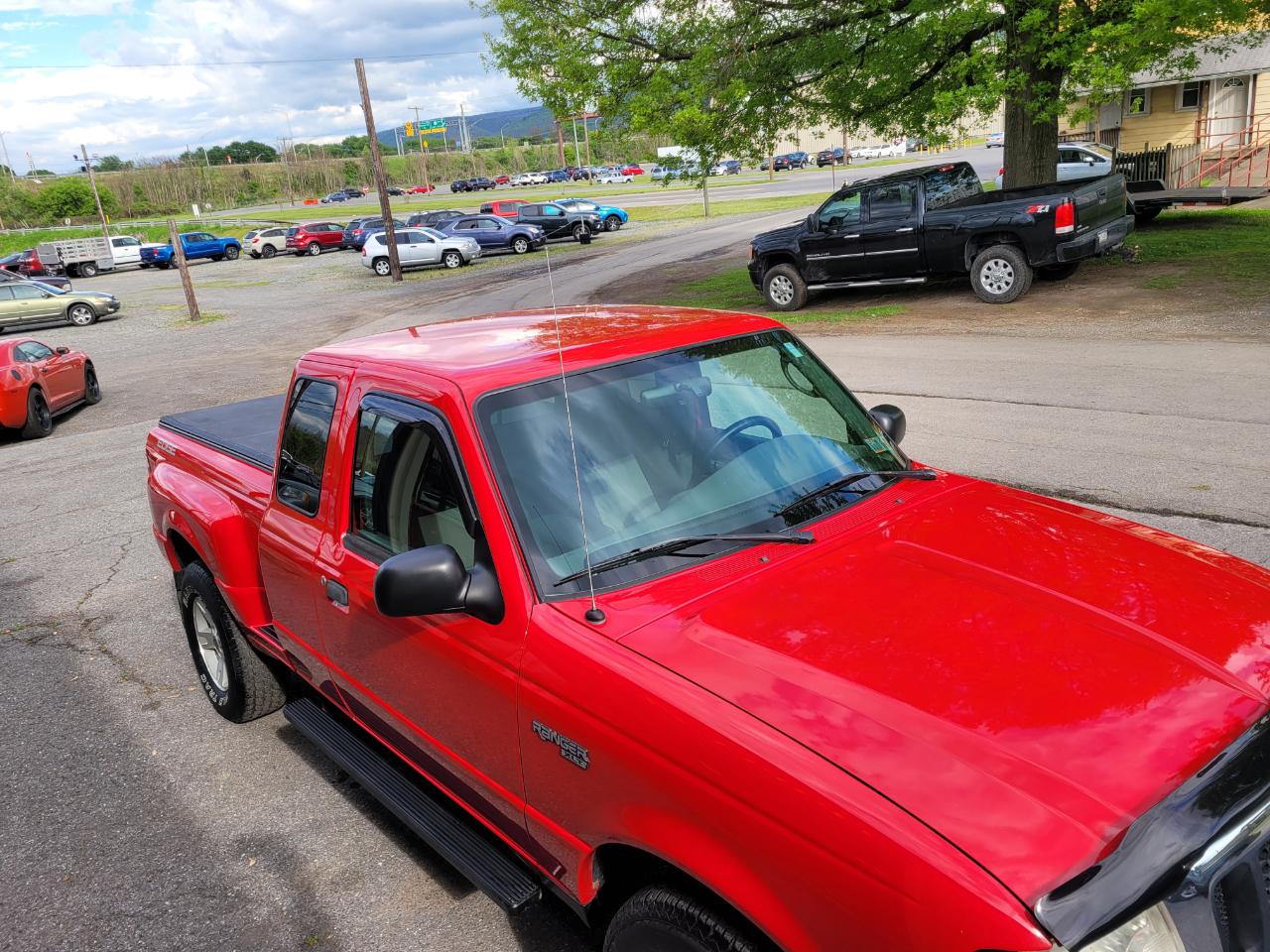 Ford Ranger XLT SuperCab 2-Door 4WD 2004