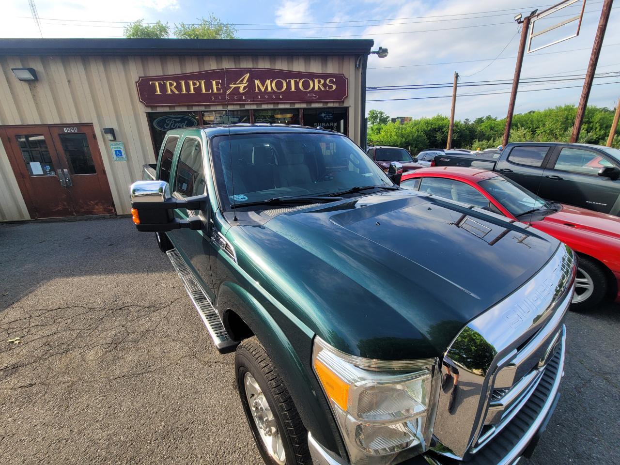 Ford F-250 SD XLT Crew Cab 4WD 2011