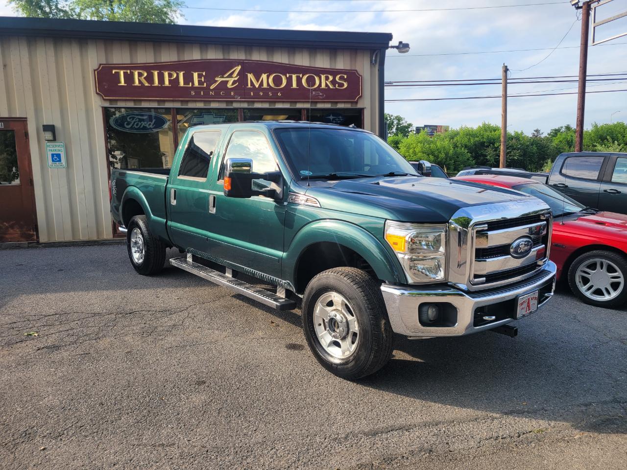 Ford F-250 SD XLT Crew Cab 4WD 2011