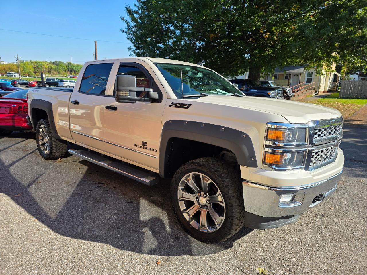 Chevrolet Silverado 1500 2LZ Crew Cab 4WD 2014