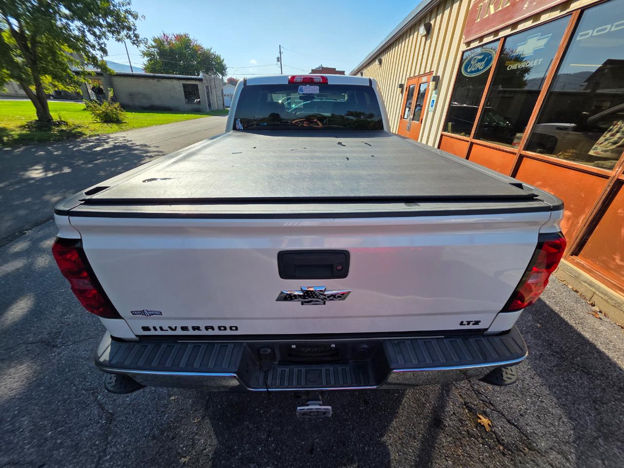 Chevrolet Silverado 1500 2LZ Crew Cab 4WD 2014
